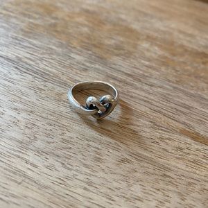 James Avery Women’s Heart Knot Ring Size 7